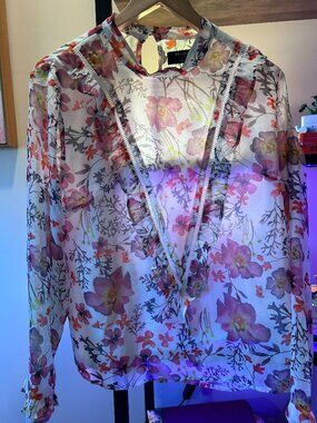 Religion Flower Top